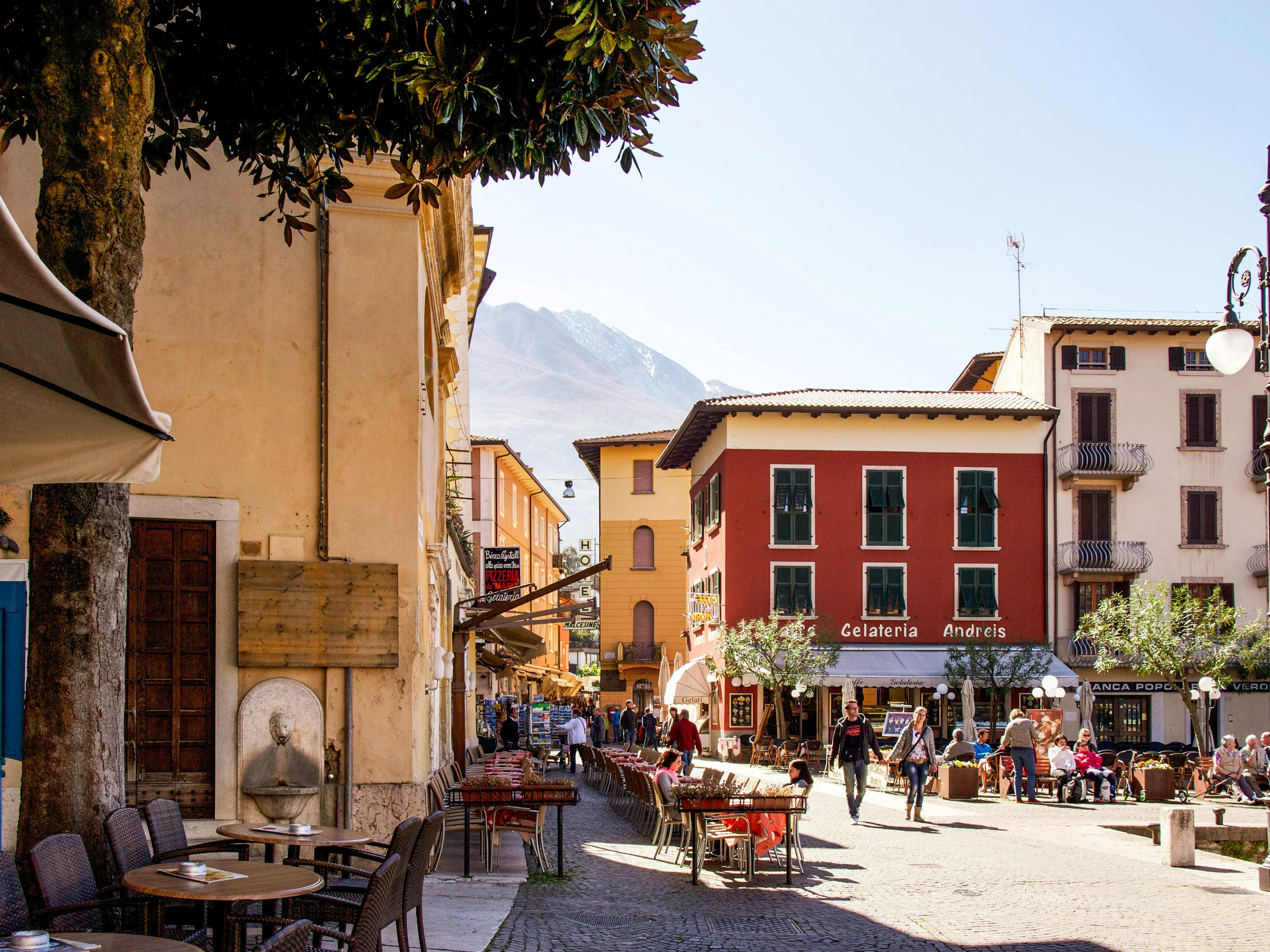 20 Social Activities That Were Part of Small-Town Life