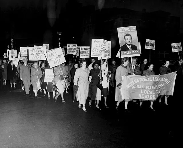 14 Economic Policies That Shaped the Middle Class