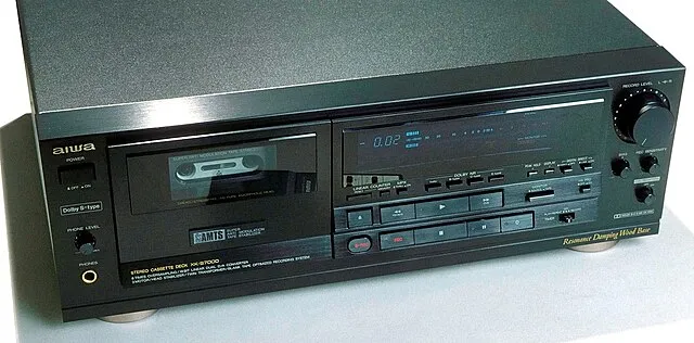 File:Aiwa XK-S 7000 three head cassette deck (1992).jpg: JPRoche derivative work: Pittigrilli on Wikimedia Commons 