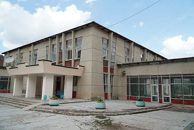 Adam Harangozó on Wikicommons