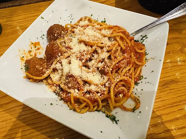 Missvain on Wikimedia Commons 