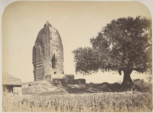 Peppé, Thomas Fraser (1870) on wikimedia