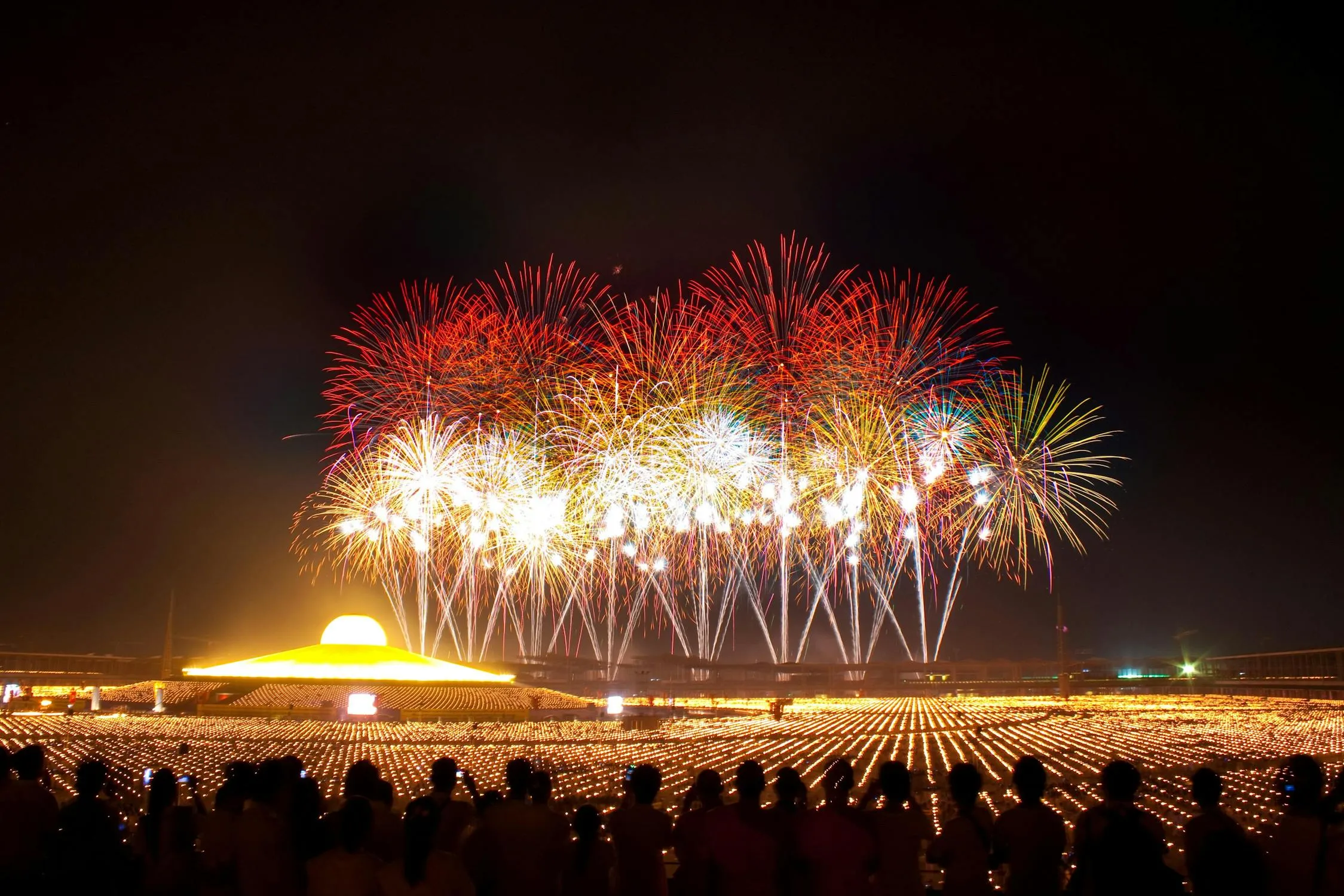 20 New Year's Fireworks Displays That Made History