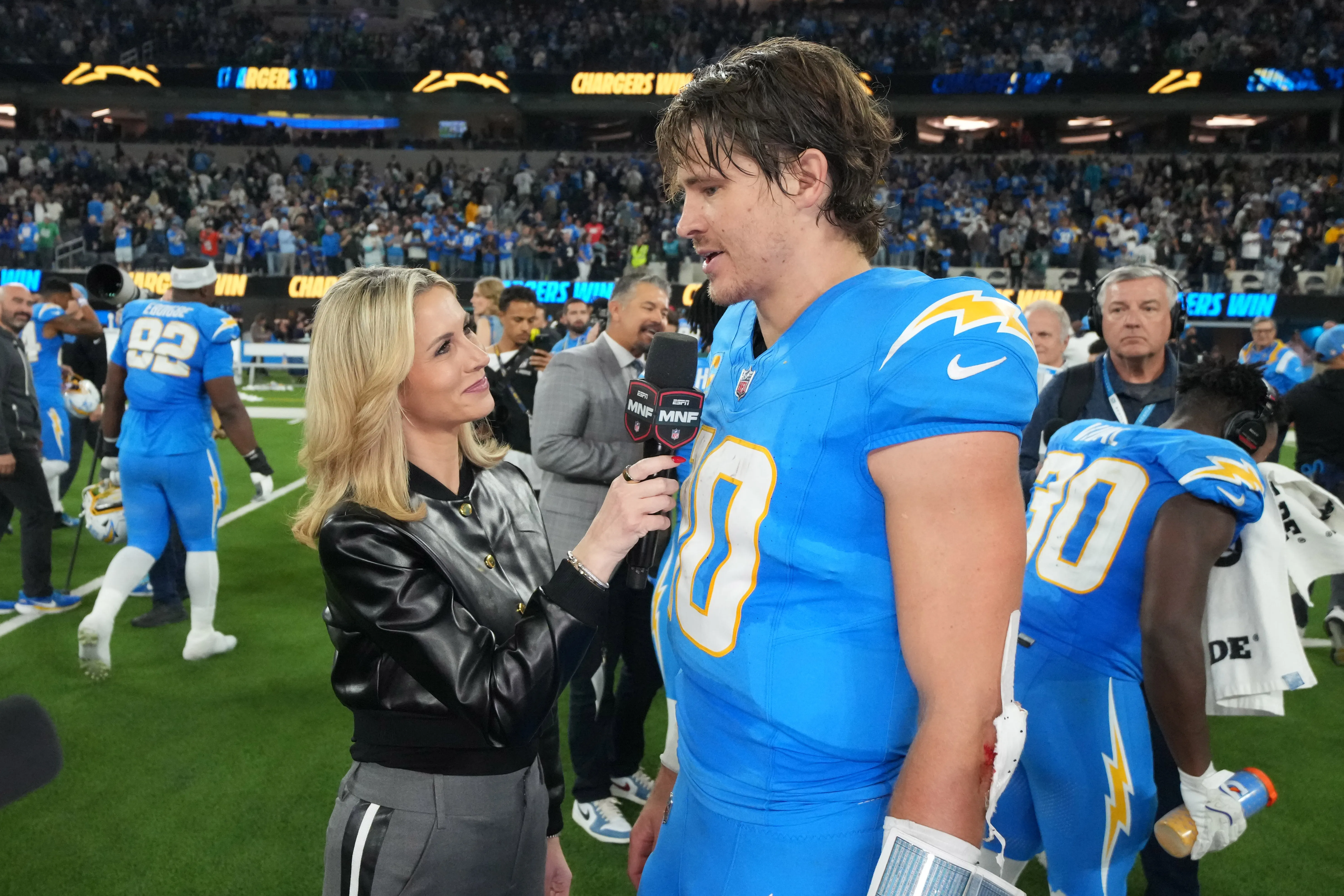 5 Rudest NFL On-Field Interviews – #1: Herbert’s Mic Push