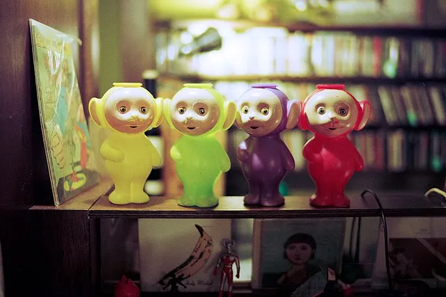 14 Childhood Shows That Were Unintentionally Terrifying