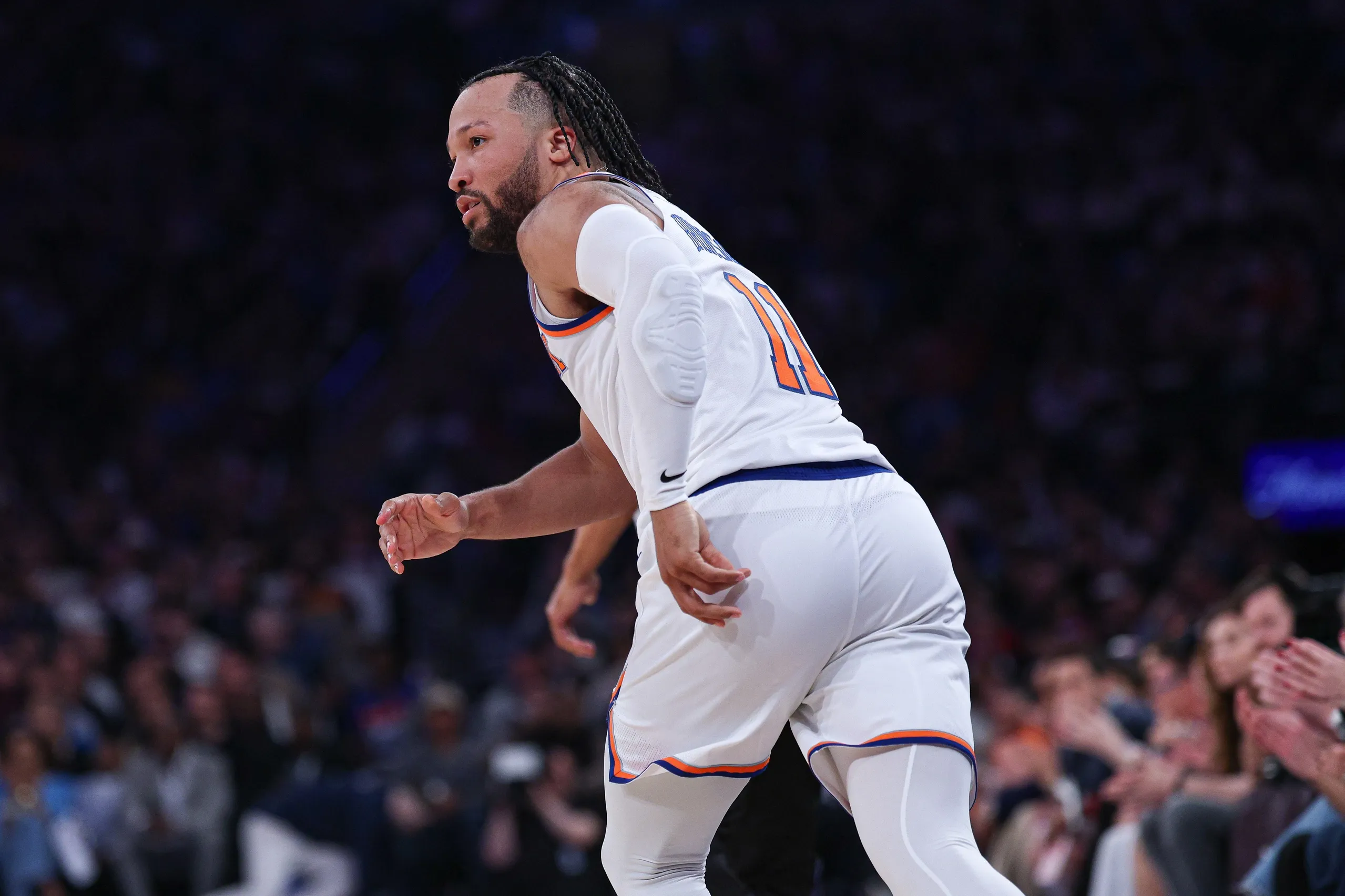 Knicks’ Balanced Attack Challenges Hawks as Brunson Sets Early Tone