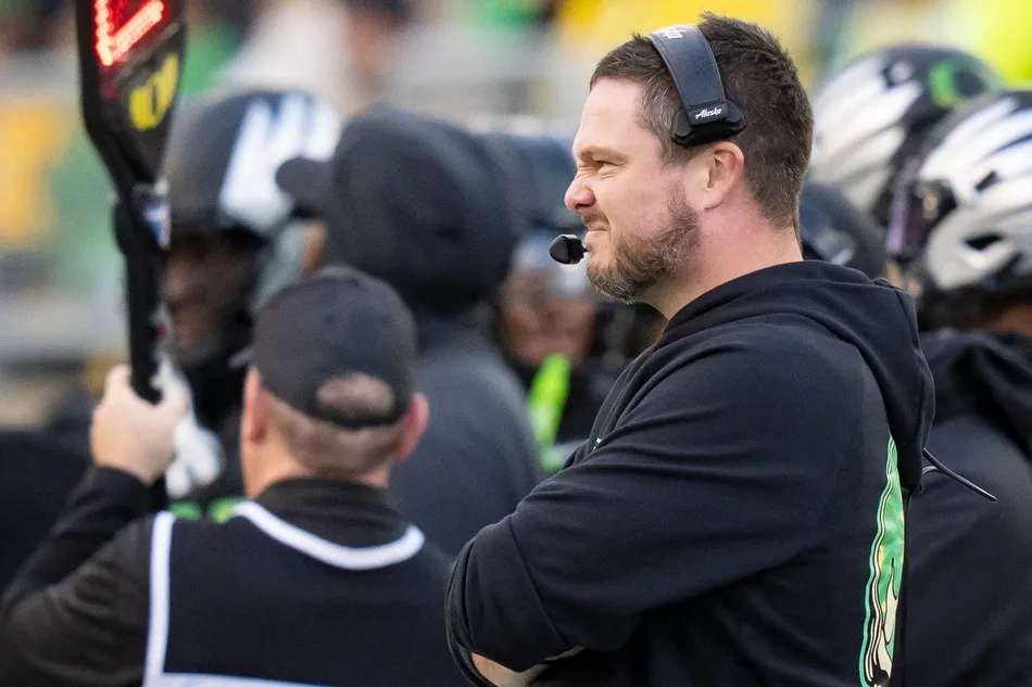 Lanning Keeps Ducks Focused Despite Modest CFP Ranking