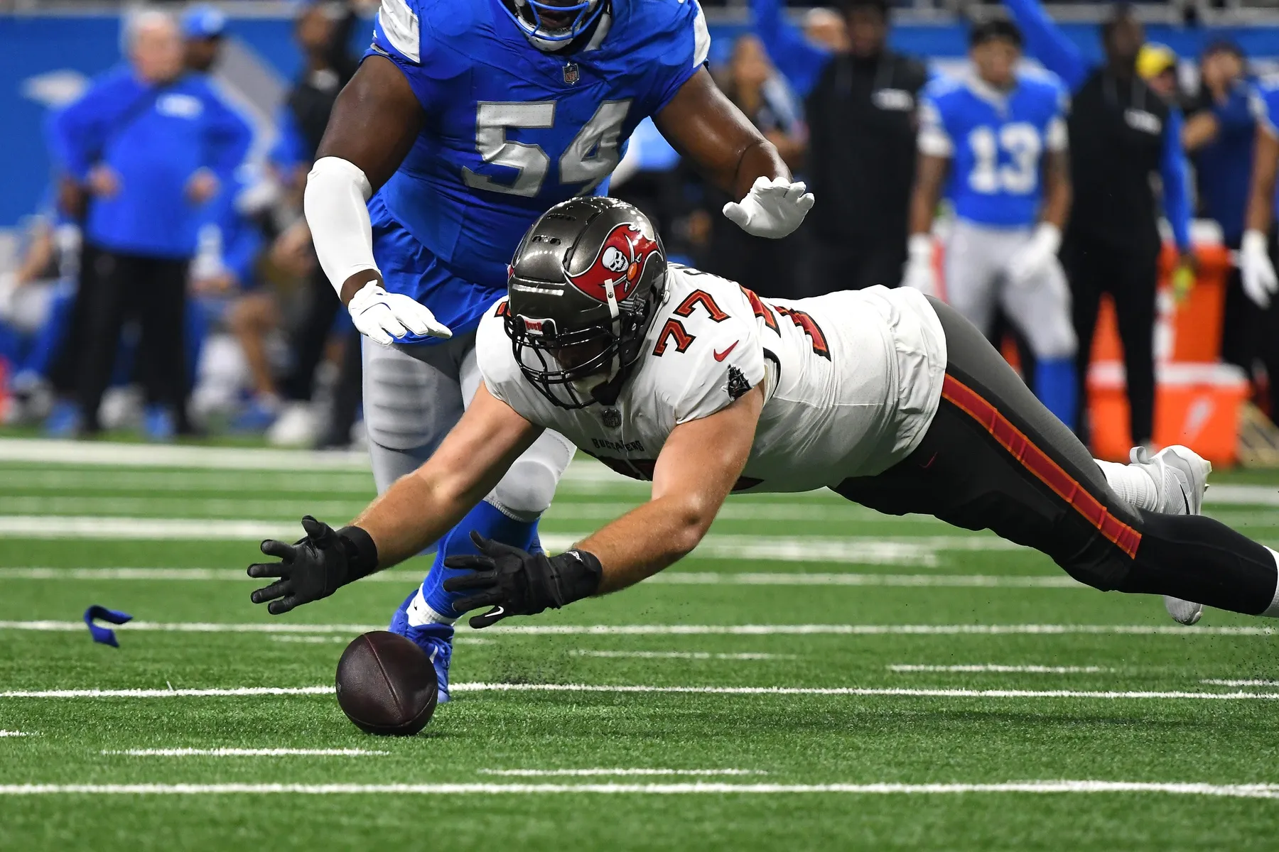Buccaneers Bring Back Justin Skule to Strengthen Offensive Line Depth for 2026