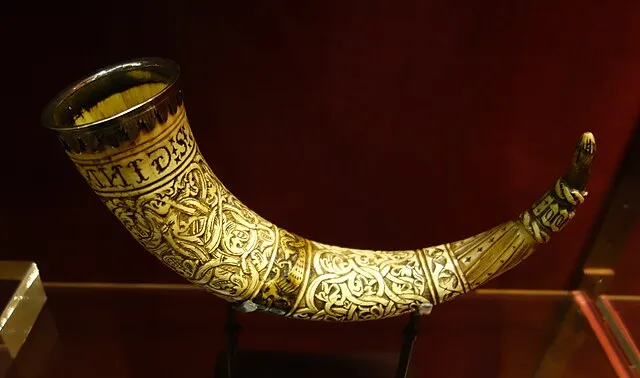 Daderot on Wikimedia Commons