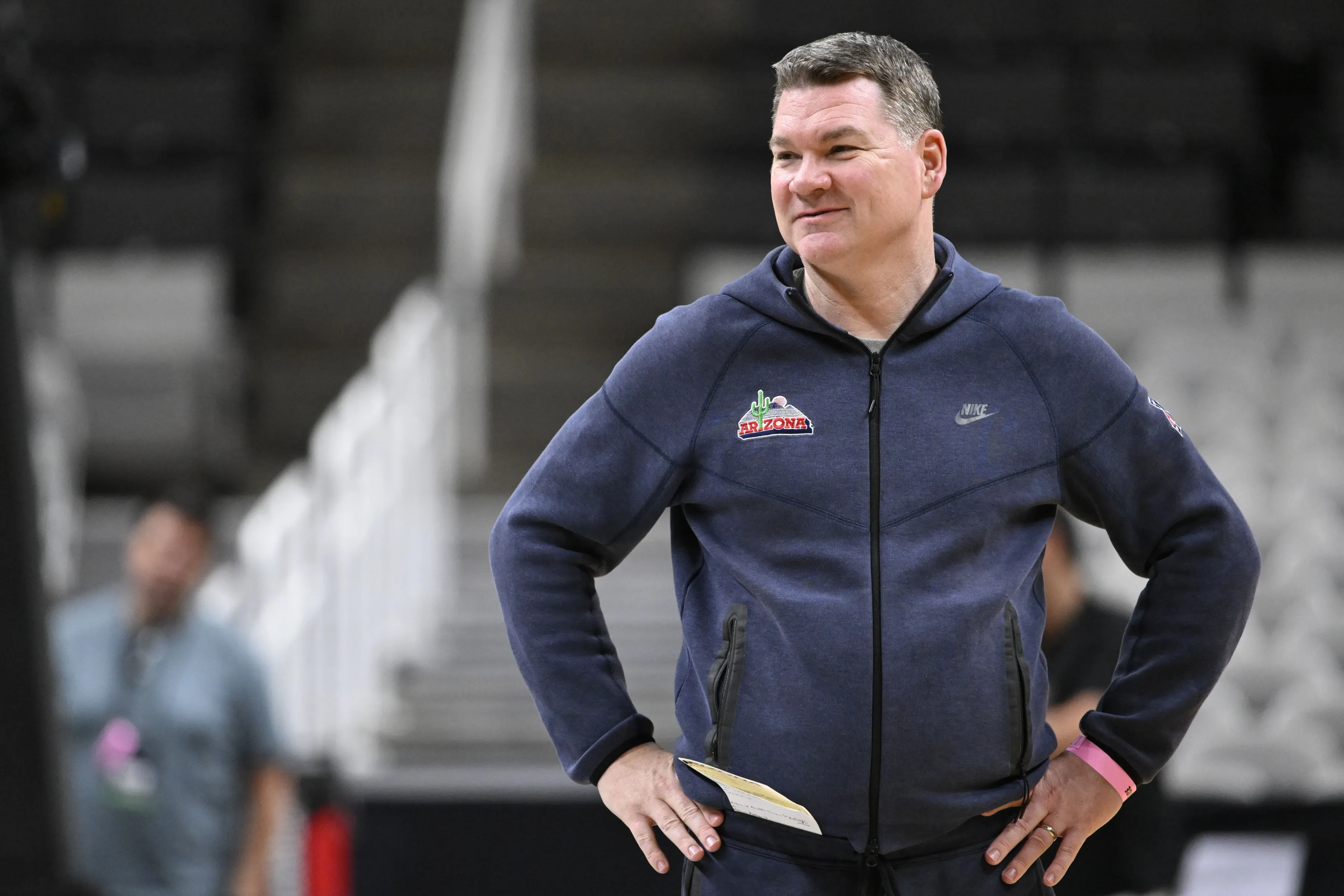 Tommy Lloyd Stays Locked In on Arizona Amid UNC Coaching Speculation