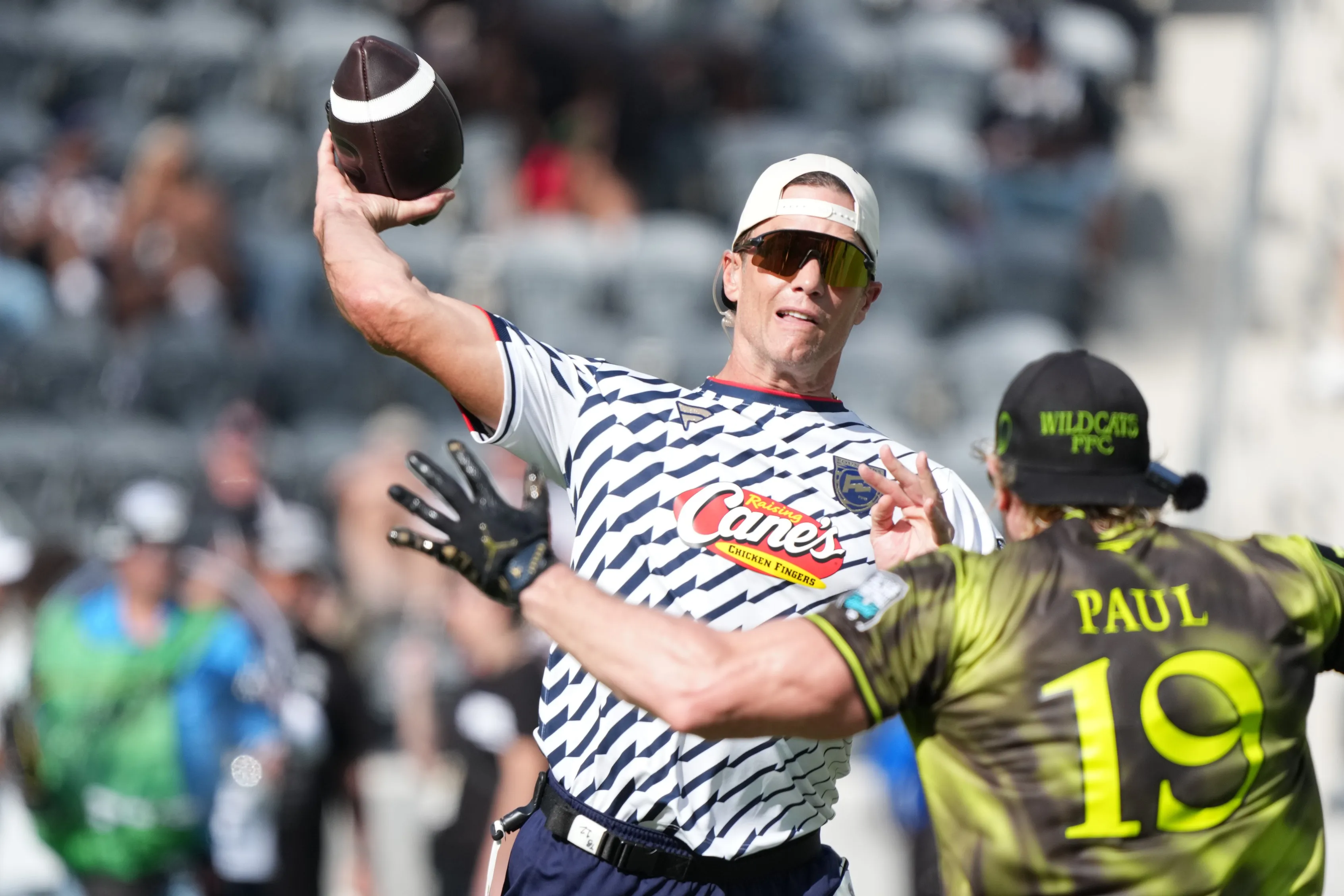 Tom Brady’s Sharp Humor Steals Spotlight at Flag Football Event with Jayden Daniels