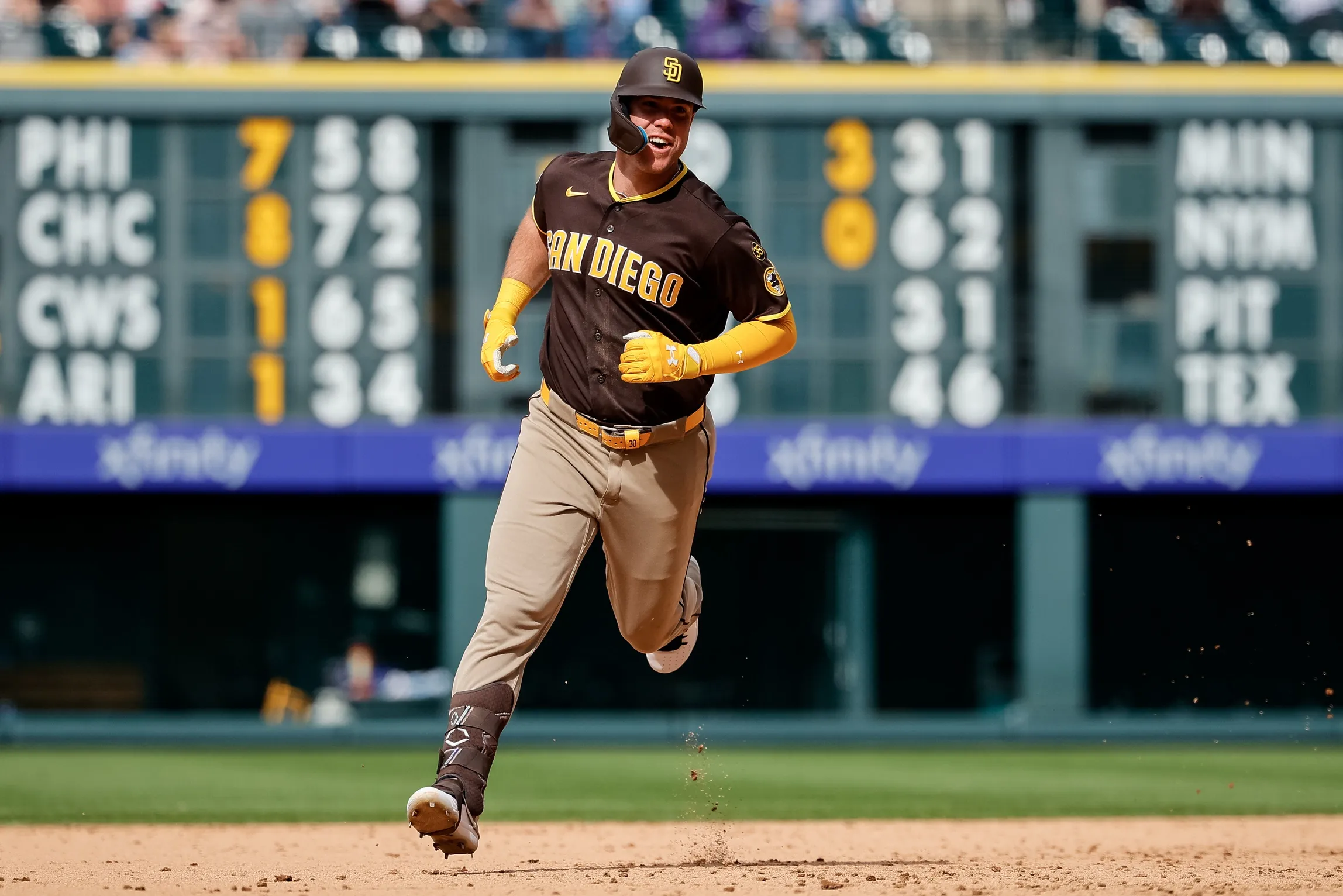 Gavin Sheets’ Birthday Blast Lifts Padres Past Rockies in Late Rally
