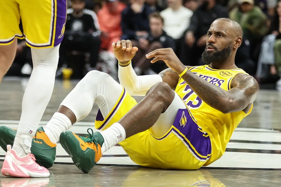 A Full-Circle Finish? Cavaliers Emerge as Logical End Point for LeBron James’ Career