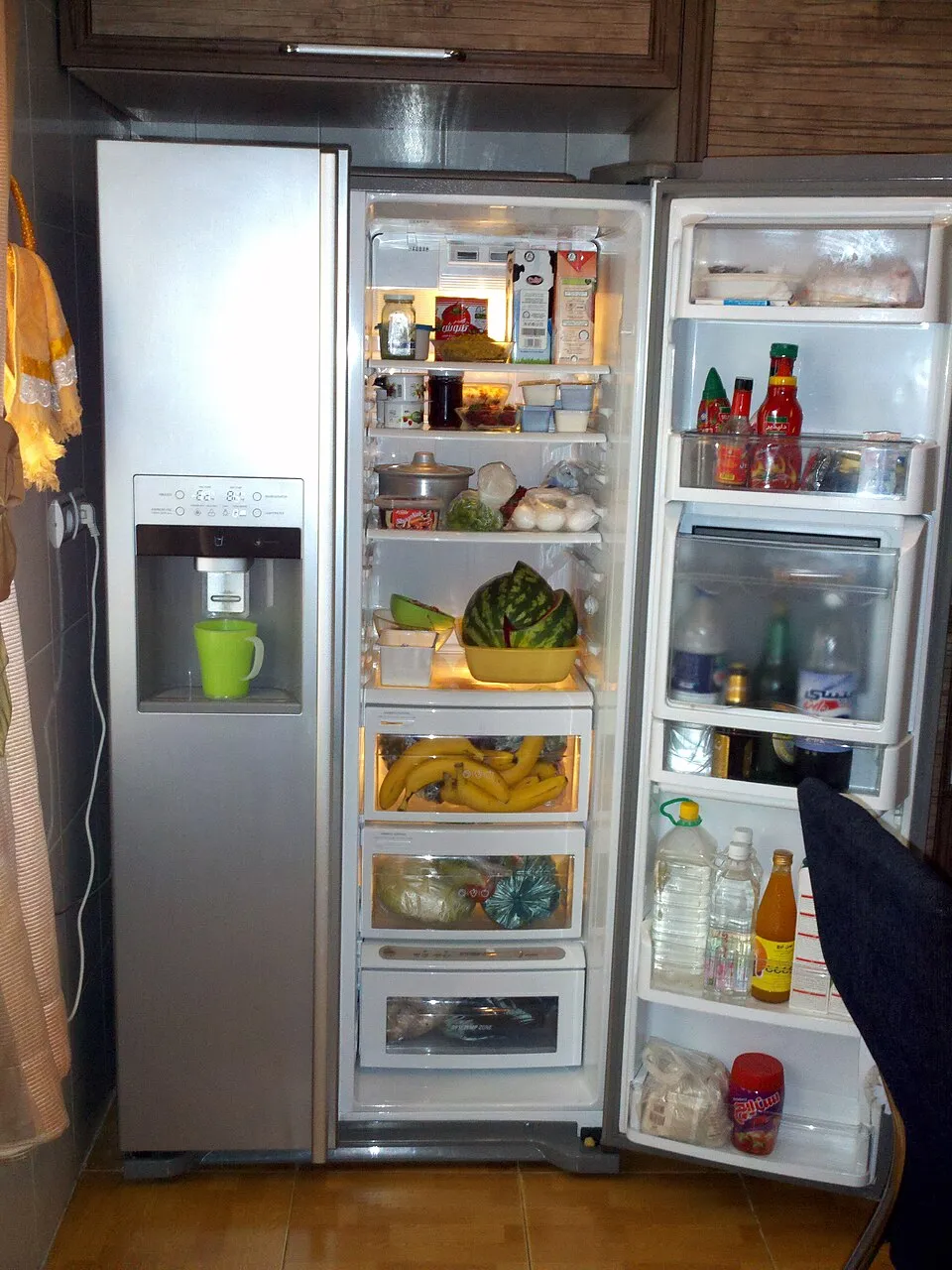 14 Things Every Family Stocked in the Fridge in the 1970s That Disappeared