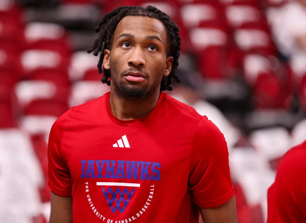 Darryn Peterson’s Clutch Shooting Propels Kansas Over Texas Tech