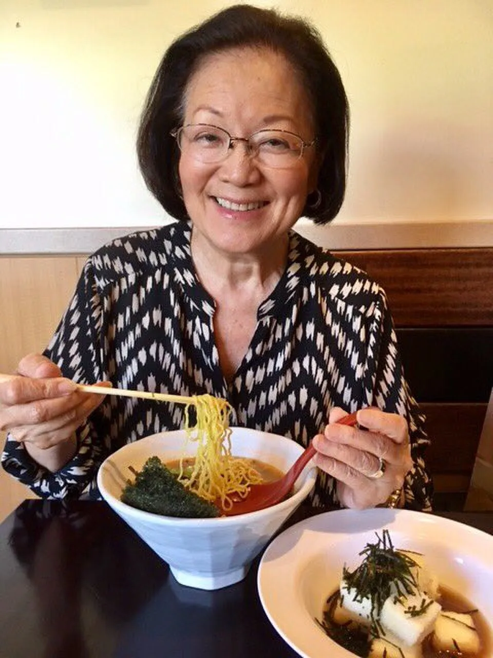 United States Senate - The Office of Mazie Hirono on Wikicommons
