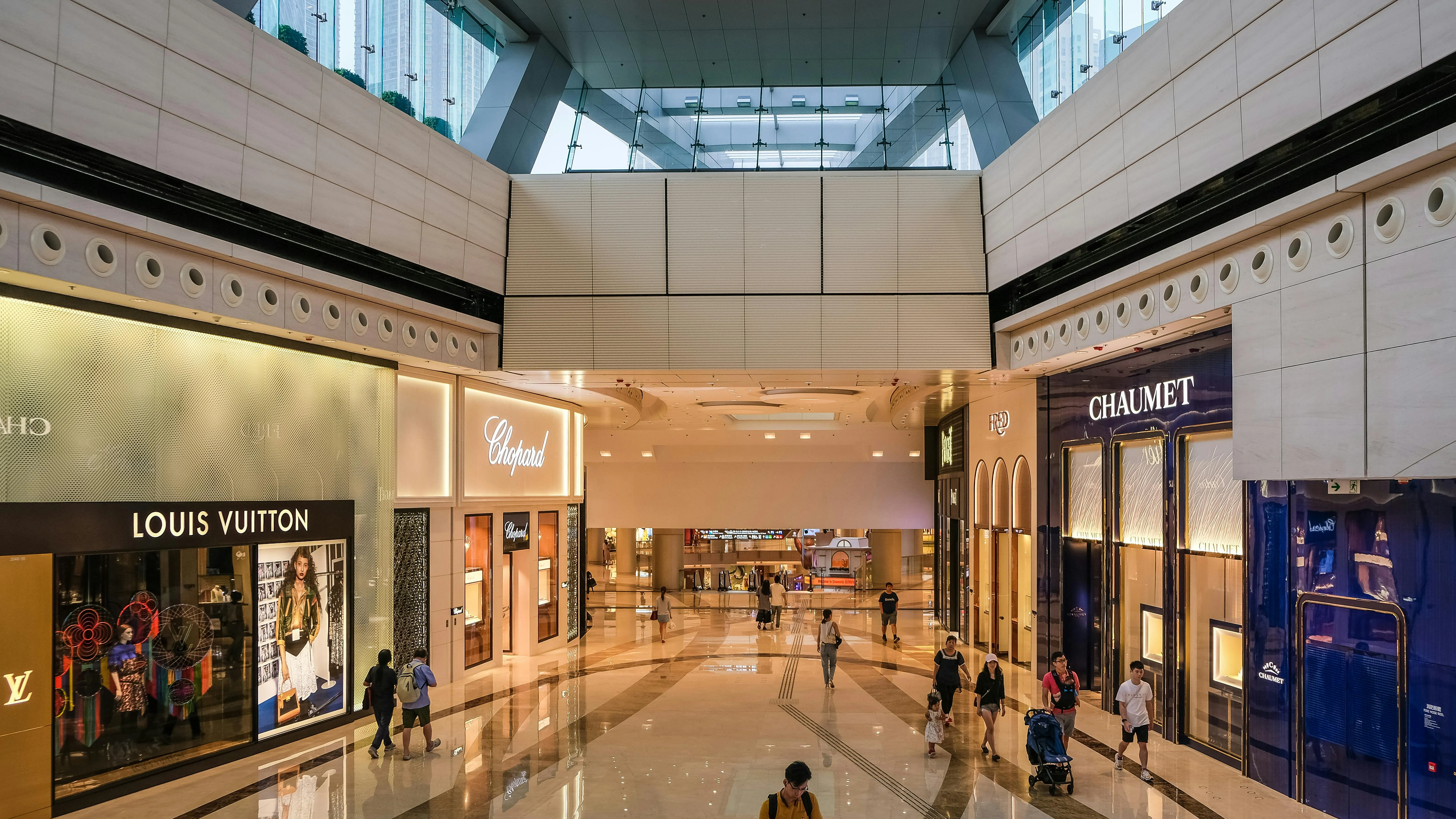 13 Mall Kiosks That Defined the 2000s