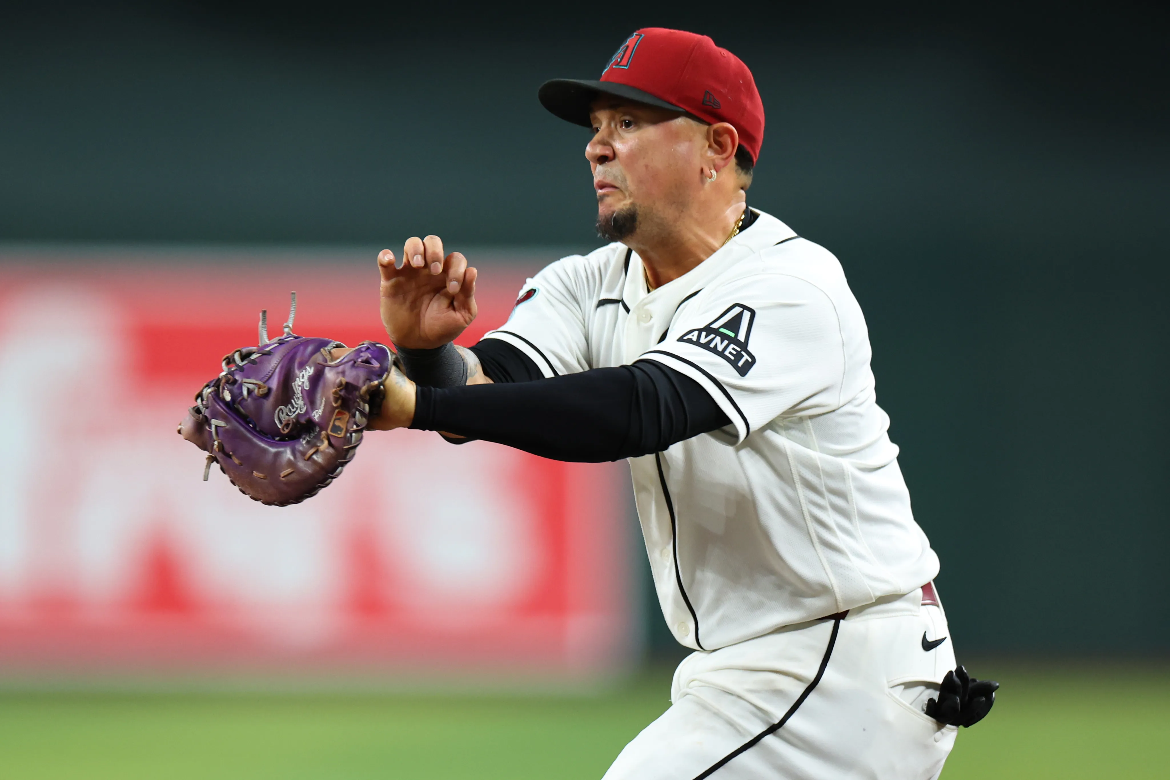 Diamondbacks Get Positive Injury Update After Ildemaro Vargas Collision With Max Muncy