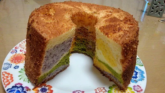 Roozitaa on Wikimedia Commons