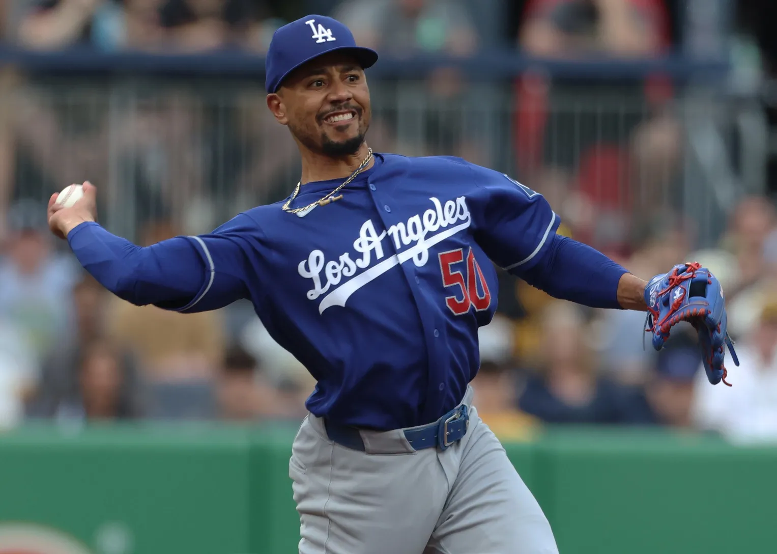Betts Error Ends Yamamoto’s Perfect Game Bid in Dodgers’ Win Over White Sox