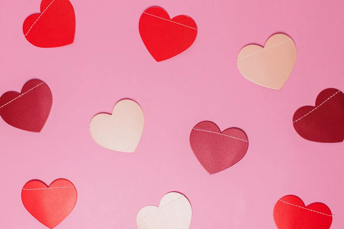 18 Valentine Customs That Have Changed