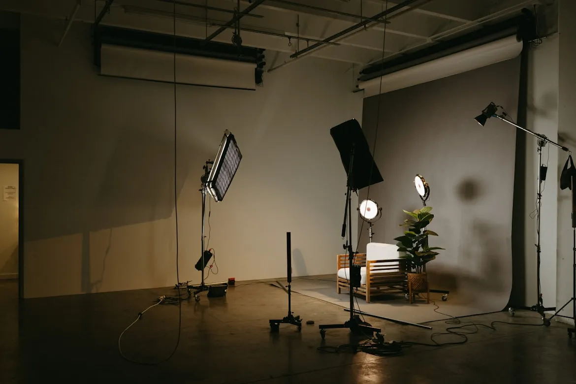 isaac macdonald from Unsplash