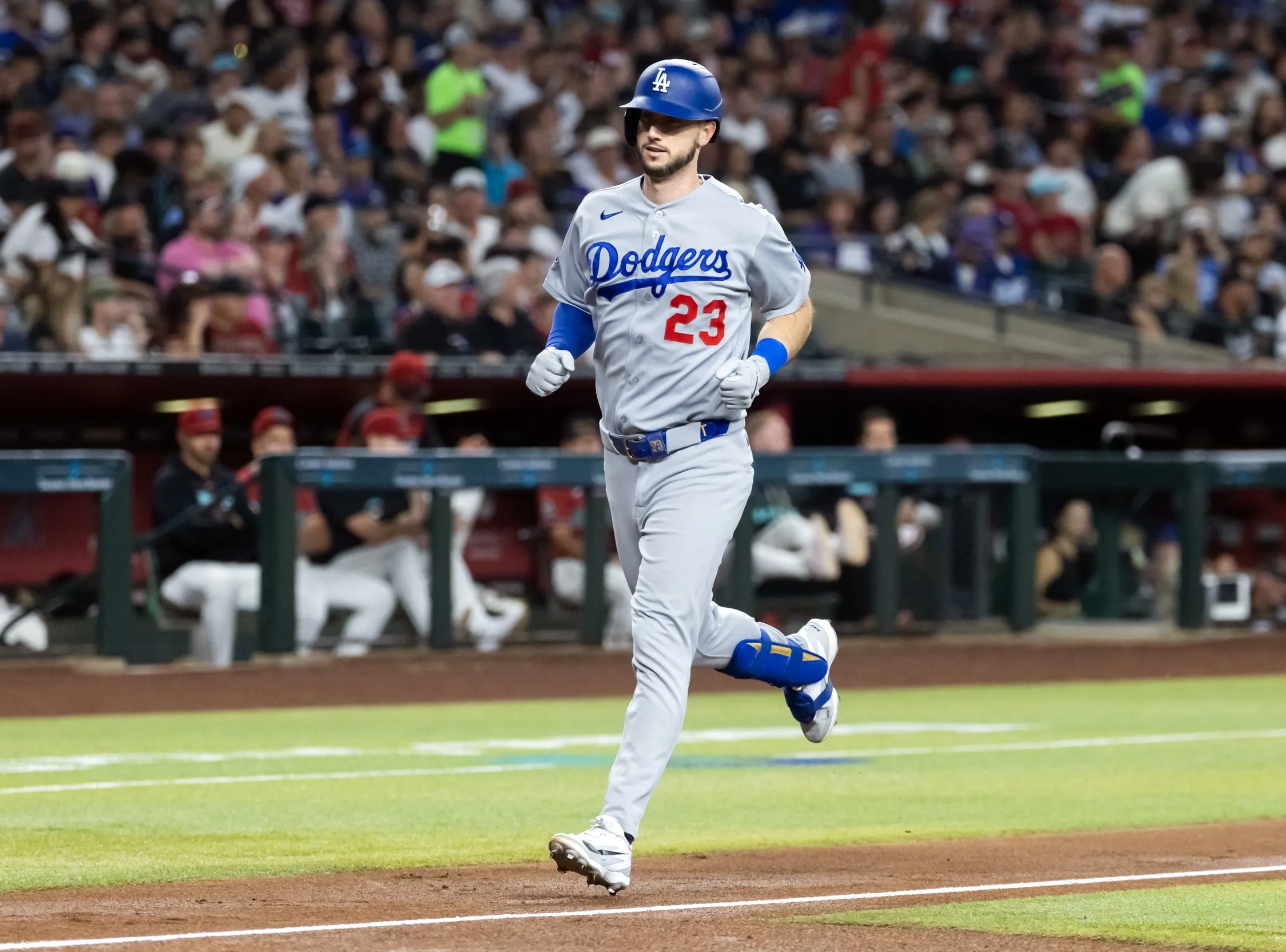 Kyle Tucker Breaks Home Run Drought With Key Blast for Dodgers