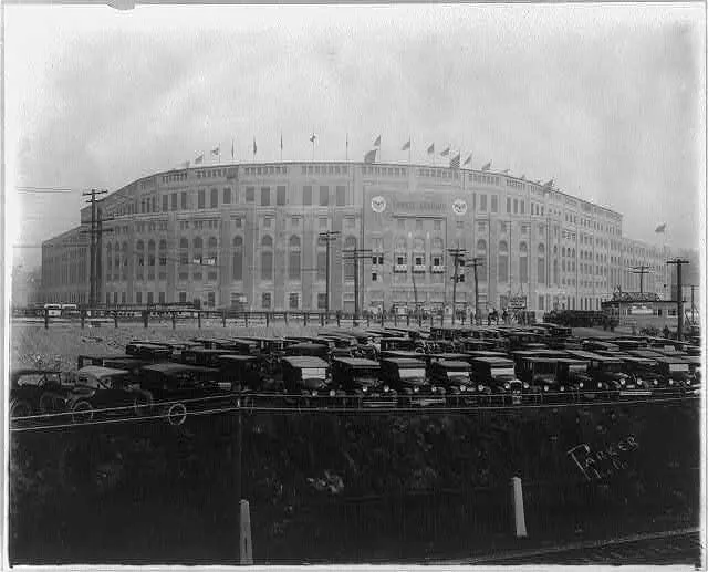 Photo copyrighted by Henry Parker, New York City. on Wikimedia Commons 