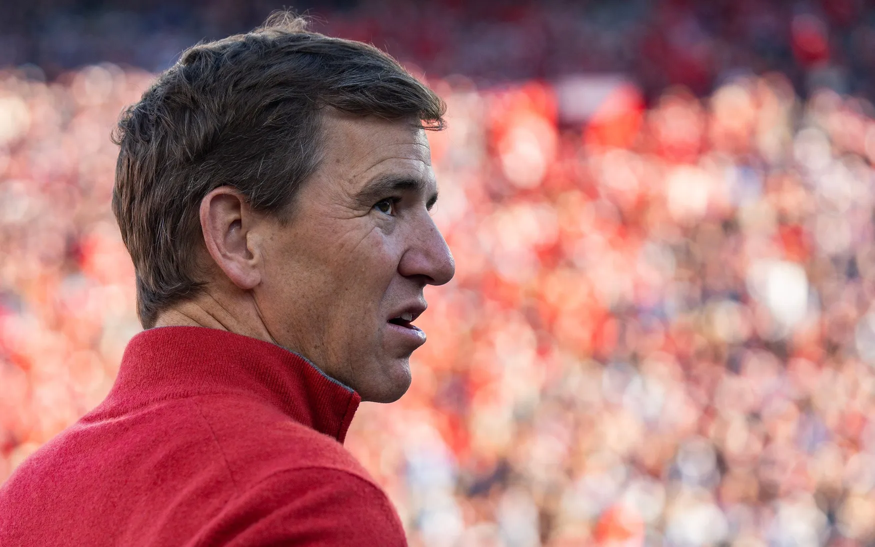 Eli Manning Rings in the New Year with Hoverboard Fun Amid Giants Struggles