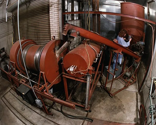 ENERGY.GOV on Wikimedia Commons
