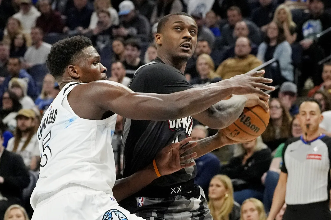 Grizzlies Begin Rebuild, Sign Dariq Whitehead for Late-Season Tryout