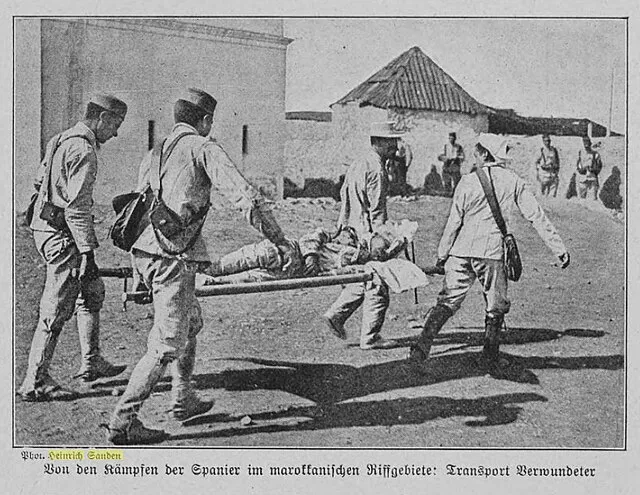 Heinrich Sanden on Wikimedia Commons