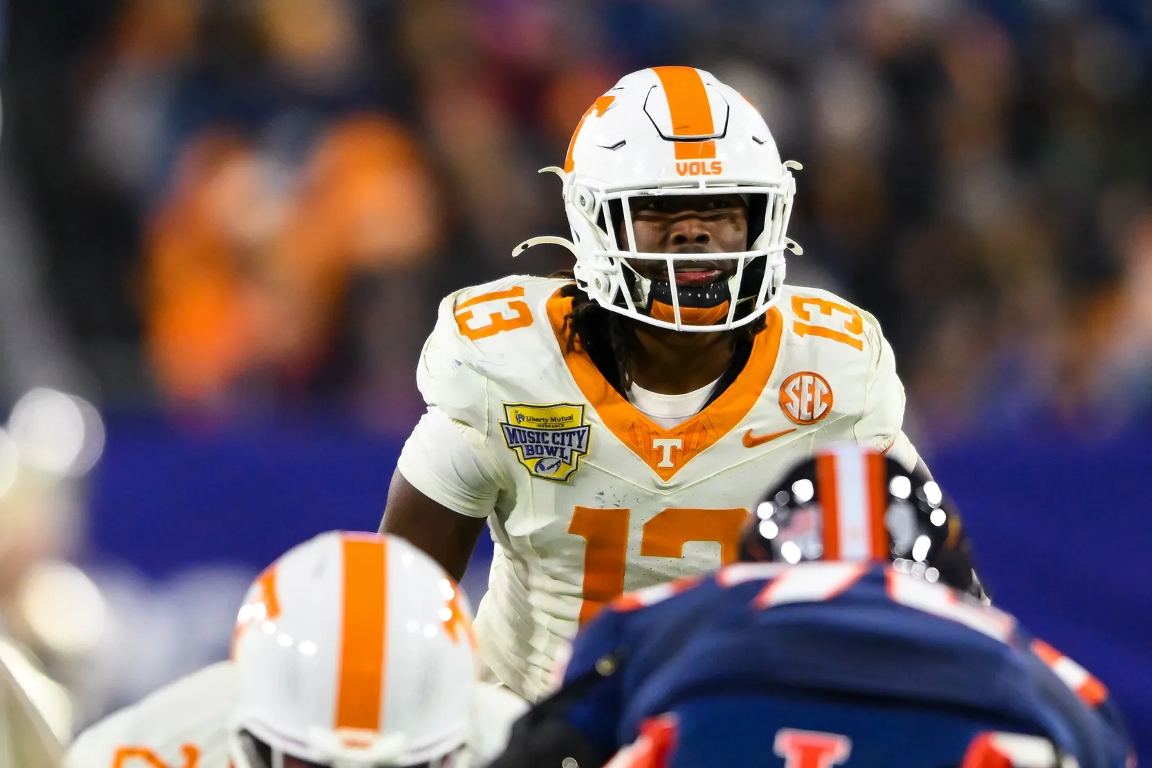 Tennessee Retains Linebacker Edwin Spillman Ahead of 2026