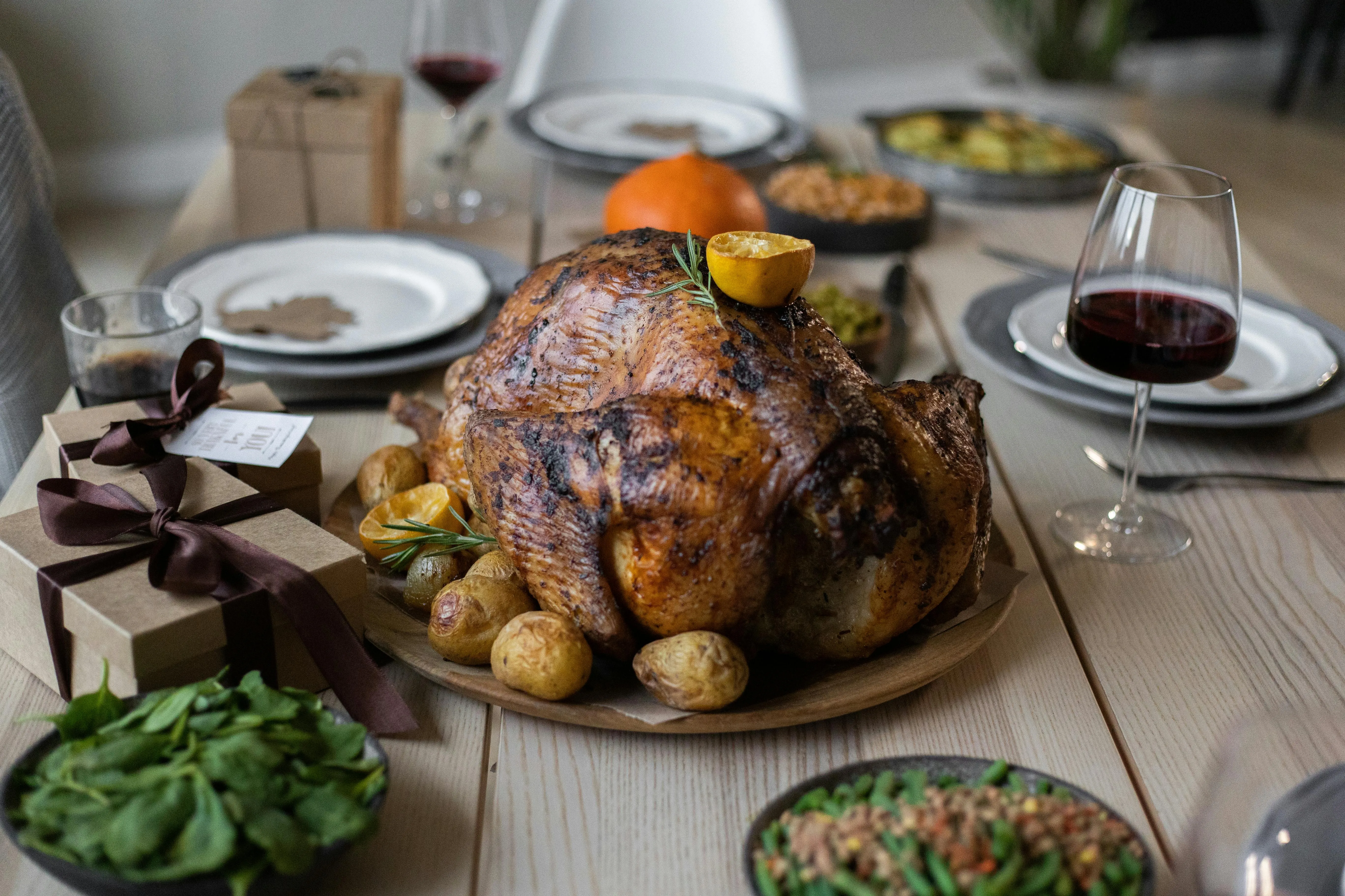 20 Thanksgiving Traditions Parents Tried to Keep Alive