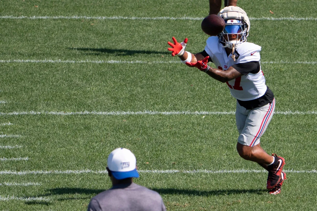 Titans’ Wan’Dale Robinson Praises Cam Ward After First OTA Sessions
