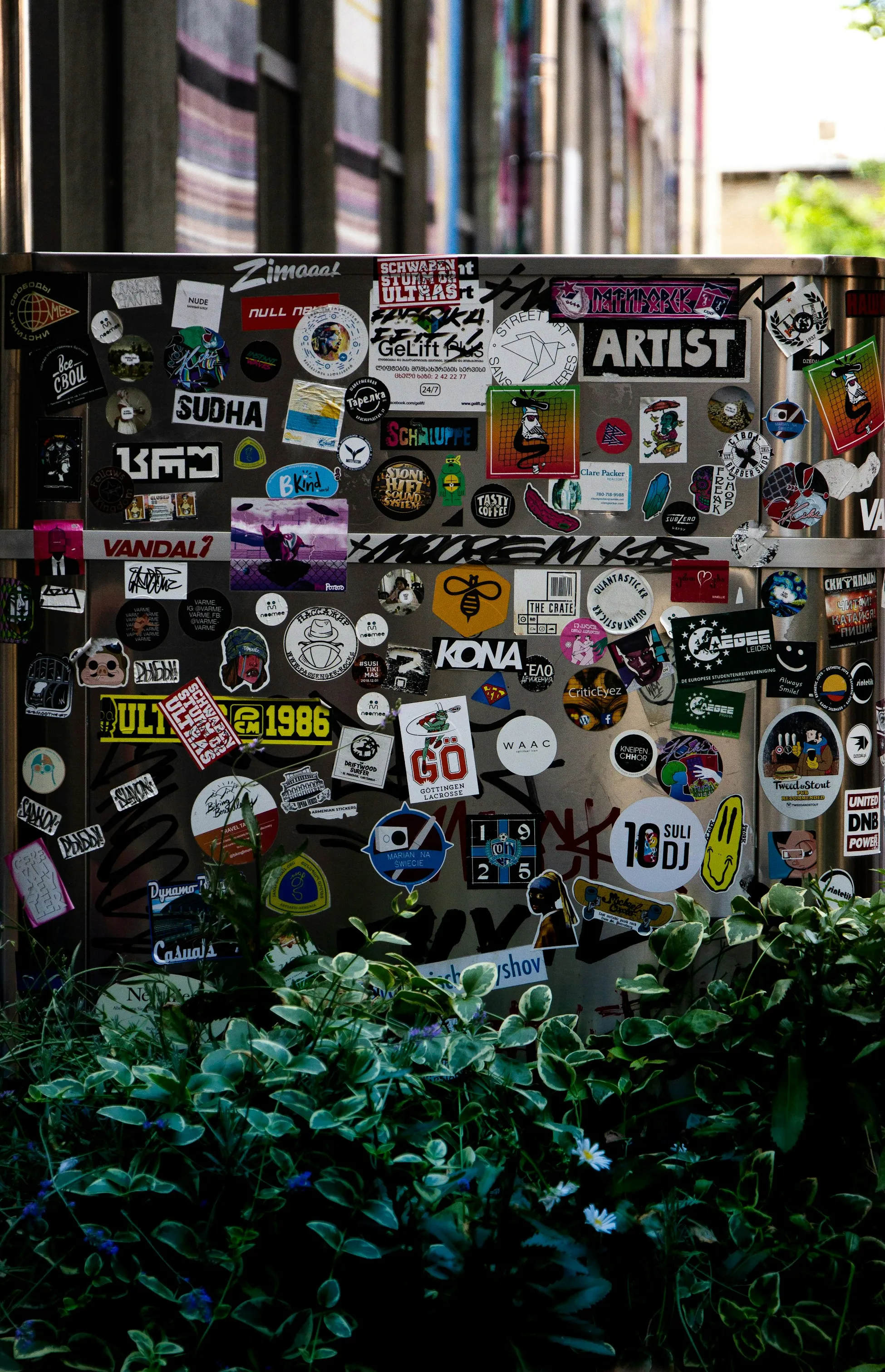 14 Things You Never Knew About Everyday Brands