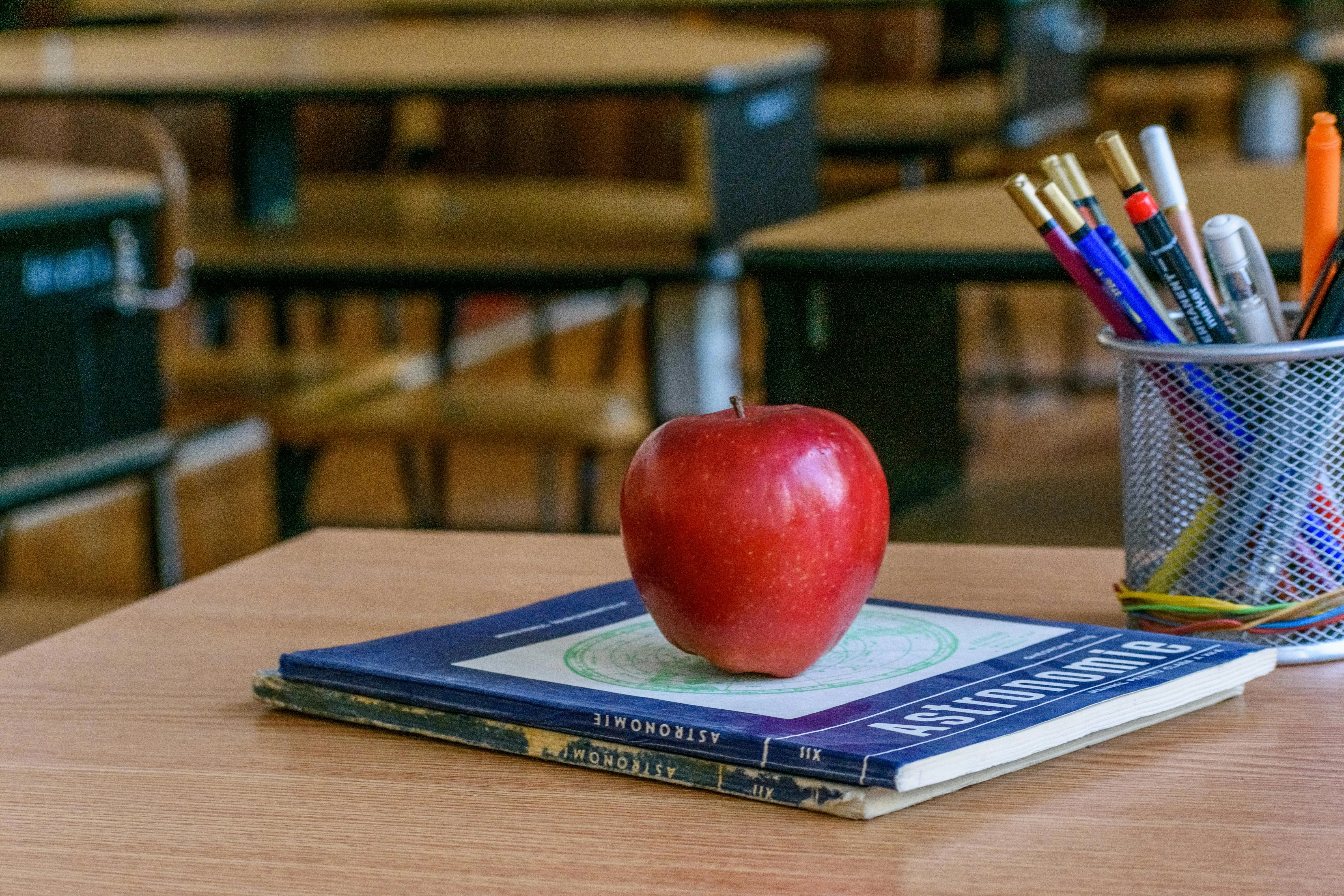 20 Rules Every 1970s Student Had to Follow