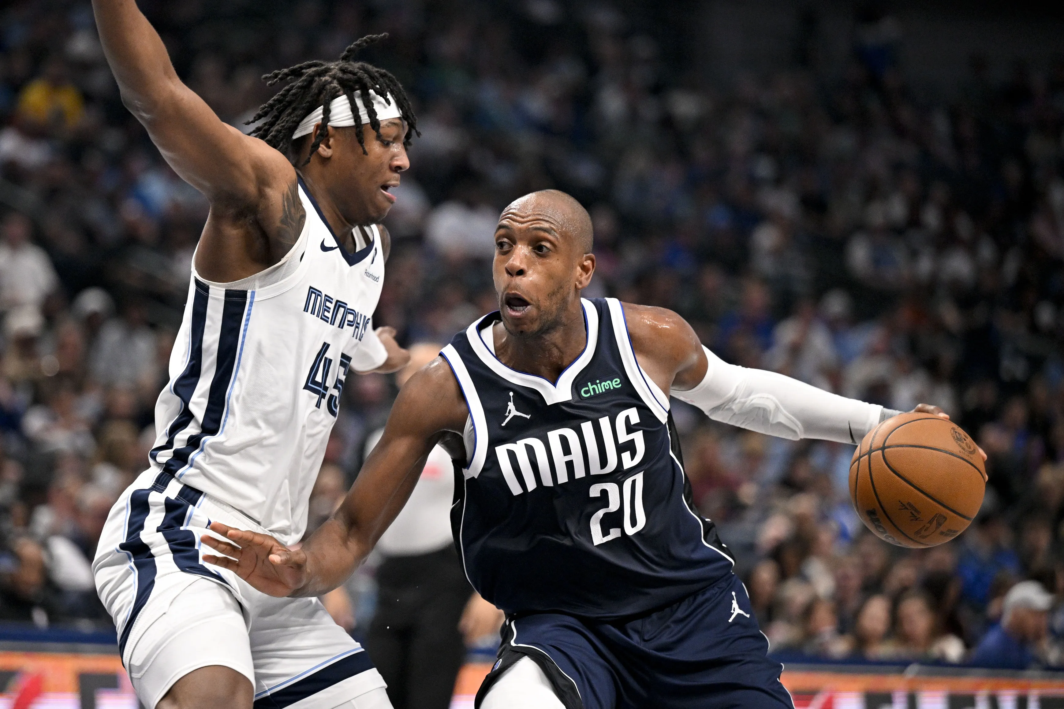 Kidd Leaves Middleton’s Future Open as Mavericks Weigh Buyout Decision