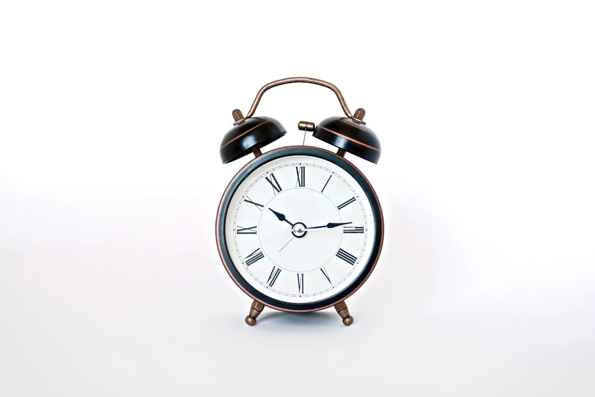 13 Alarm Clocks That Only Worked Half the Time