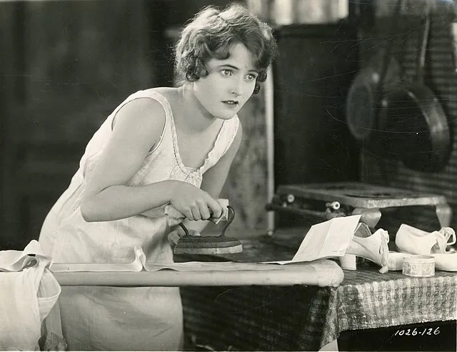 Subjects (LCTGM): motion pictures, actresses on wikimedia