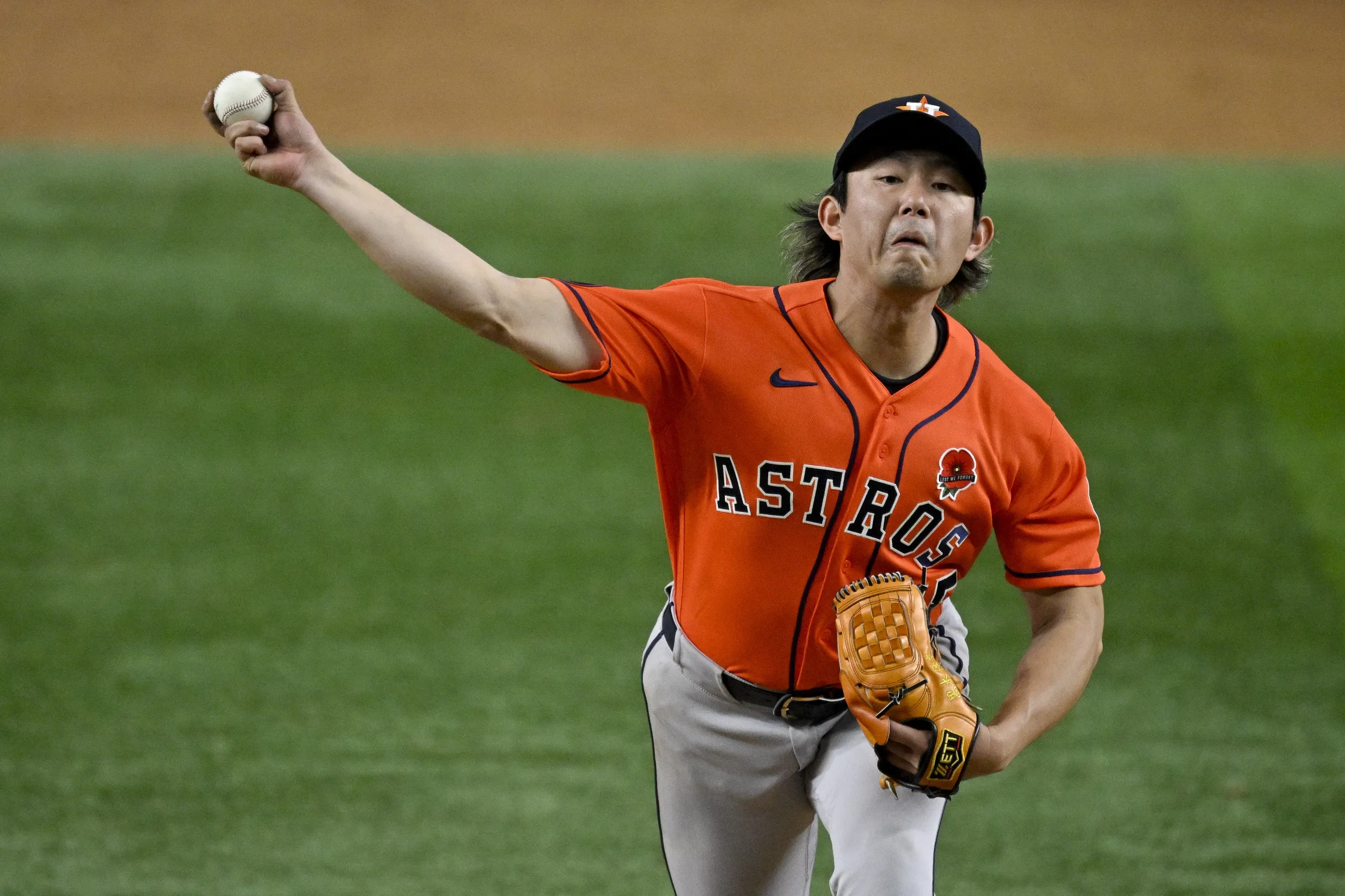 Astros Combine for Historic No-Hitter in 9-0 Rout of Rangers