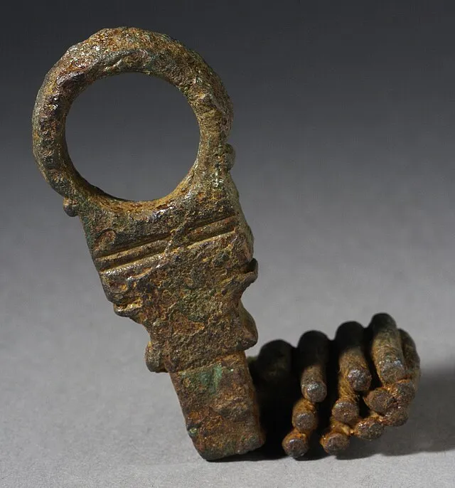 Gift of Frank J. and Victoria K. Fertitta on Wikimedia Commons