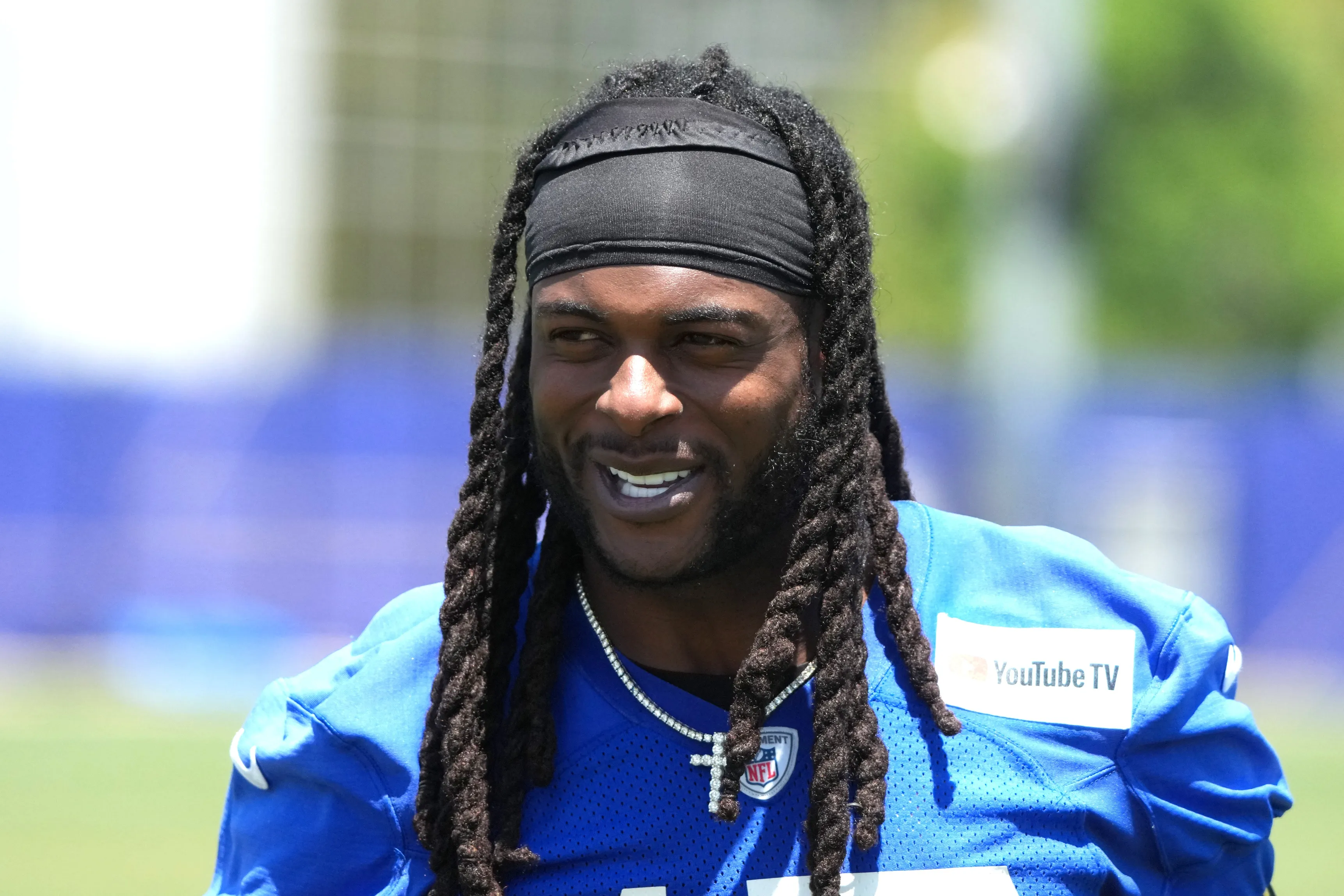 Davante Adams' Social Media Post Sparks More Aaron Donald Return Speculation