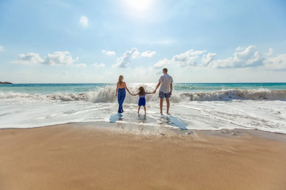 15 Weekend Traditions Families Had in the 1970s That Disappeared