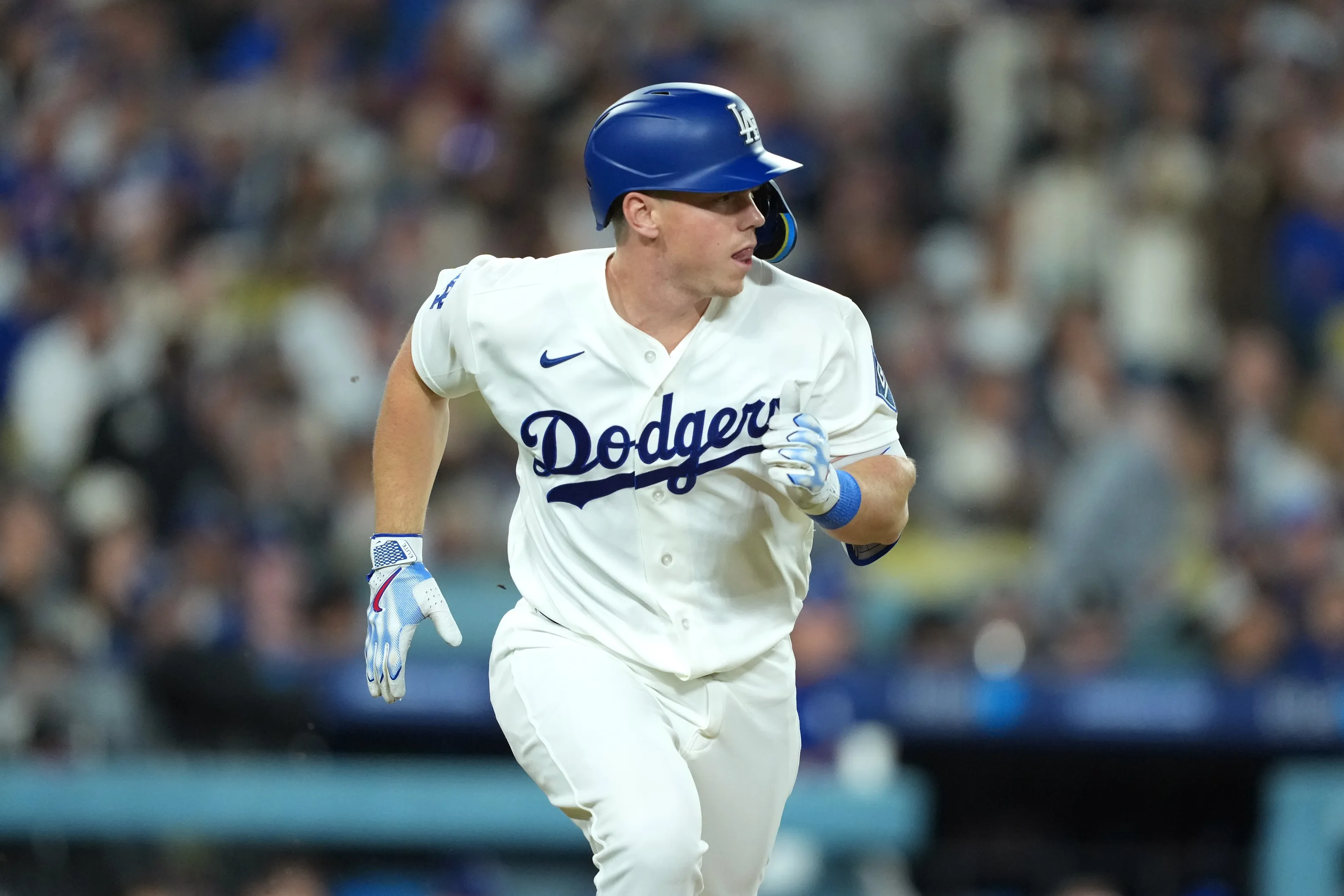 Dodgers Lean on Depth and Caution as Will Smith Sits With Back Tightness