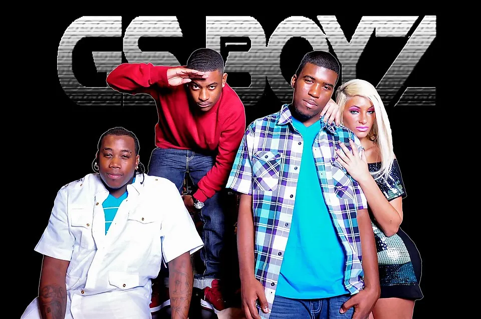 Slizzgsboyz on Wikimedia Commons
