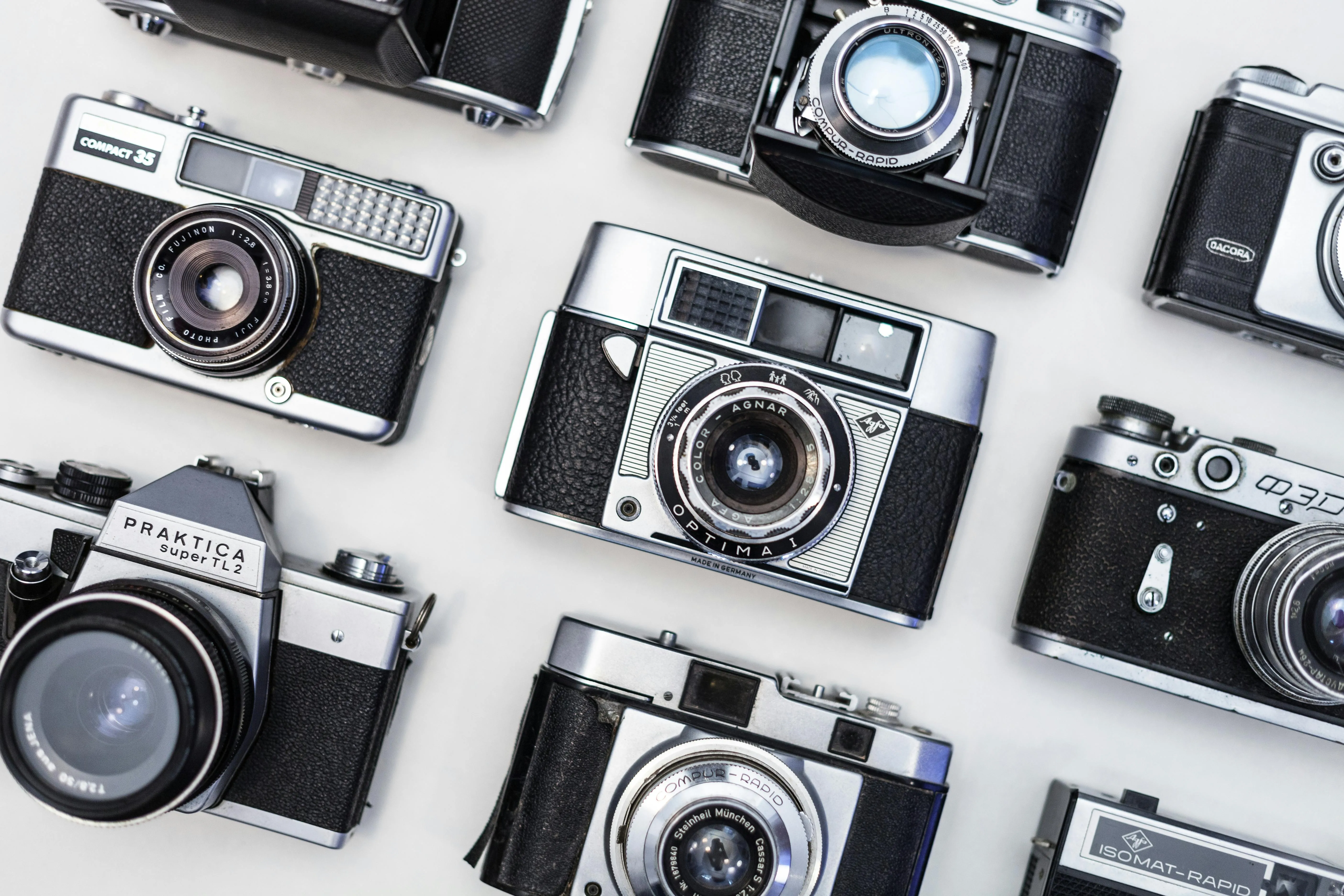17 Items Once Considered ‘High Tech’ but Now Look Ancient
