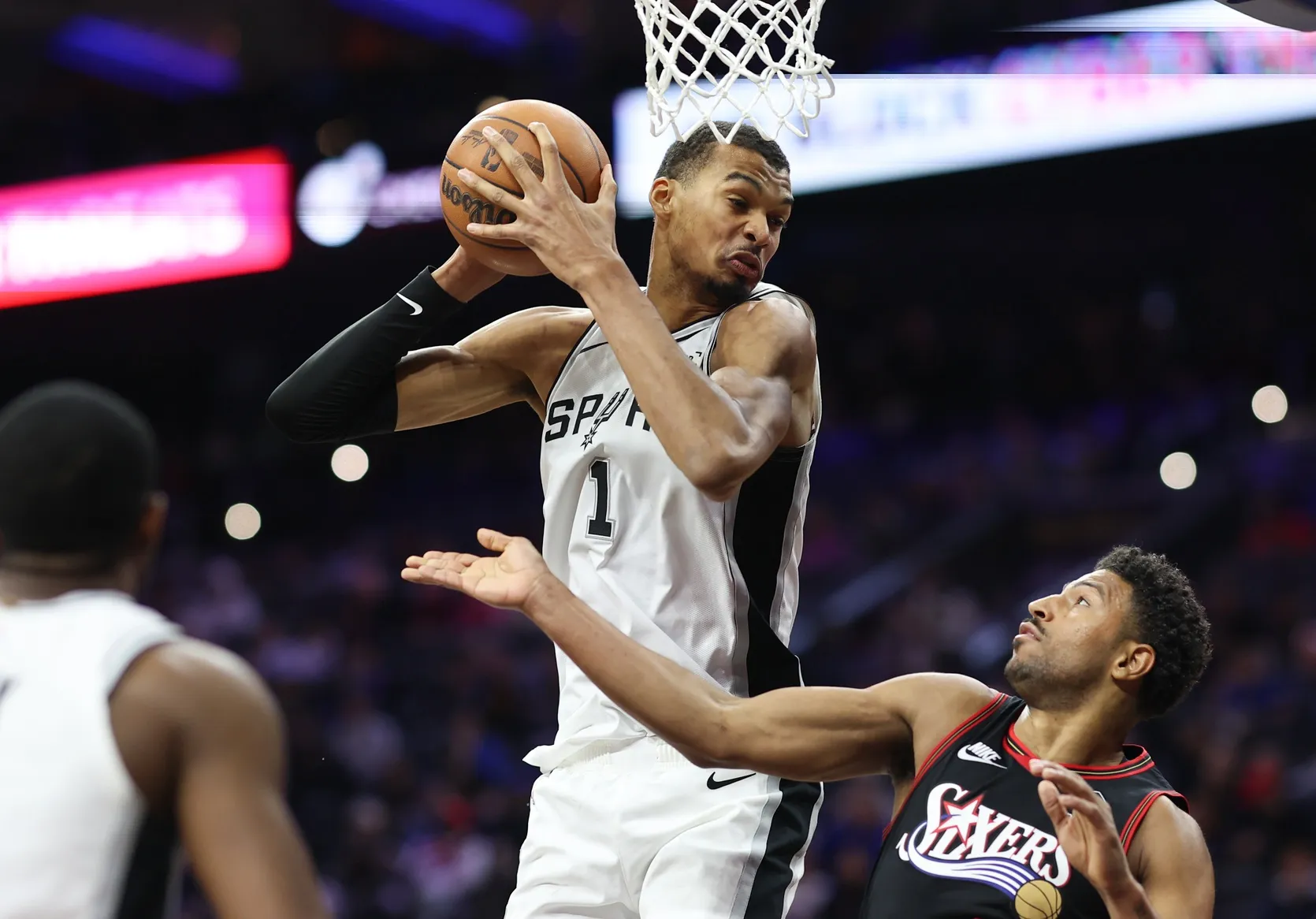 Wembanyama Declares Spurs’ Ceiling After Dominant Rout of 76ers