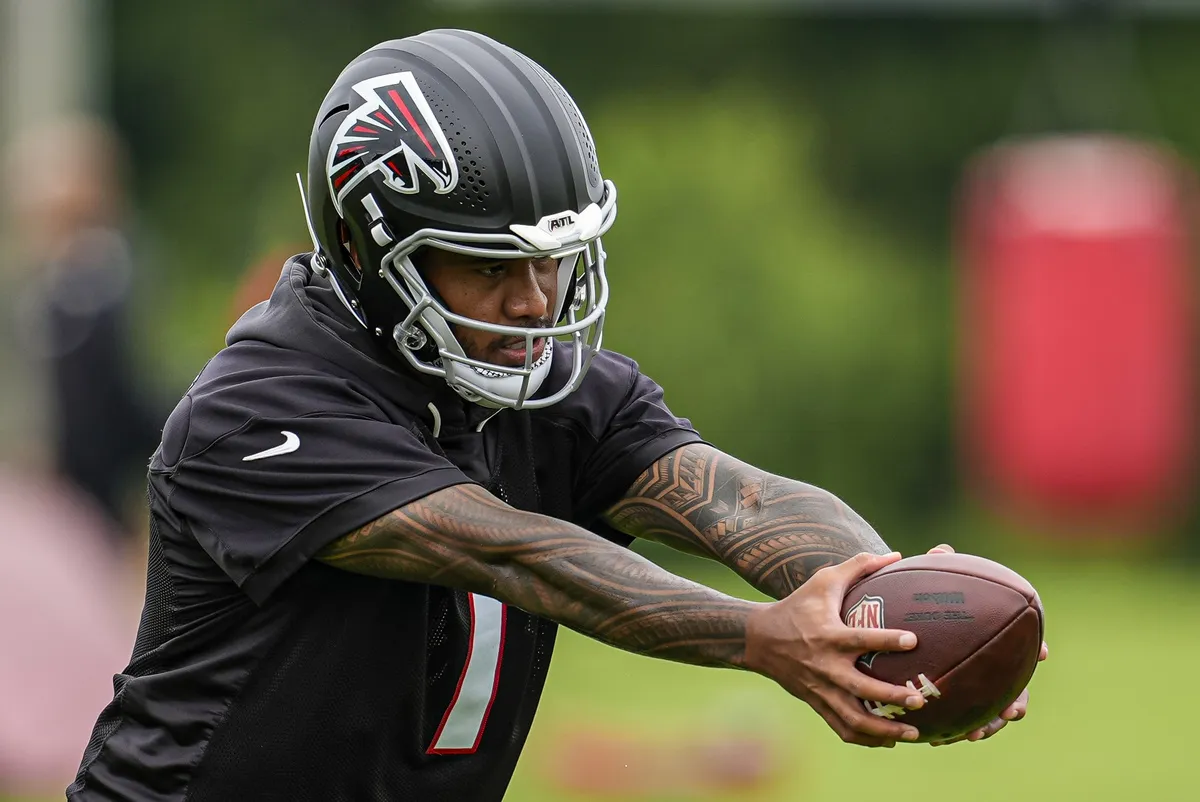 Tua Tagovailoa Gains Early Edge in Falcons Quarterback Competition