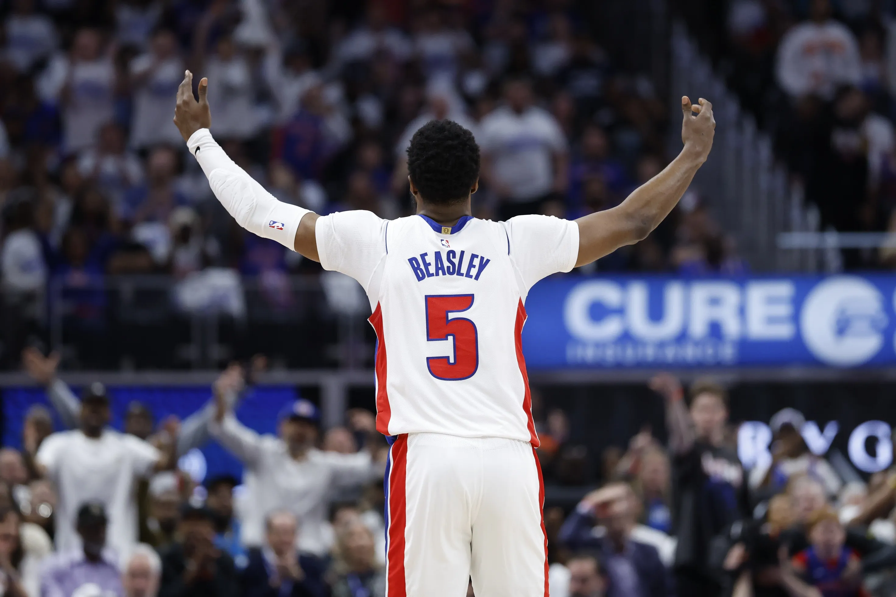 Former NBA Veteran Ed Davis Indicted in Alleged Sports Betting Scheme With Beasley